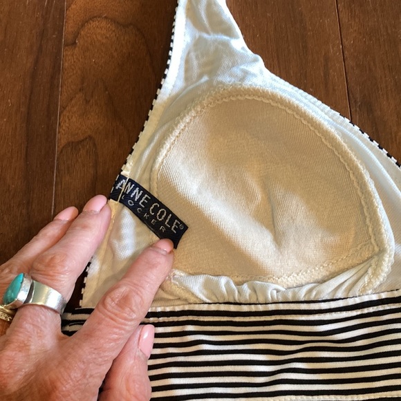 Kenneth Cole Reaction 2 piece swim sz M high rise bottom halter top black/white - Picture 4 of 5